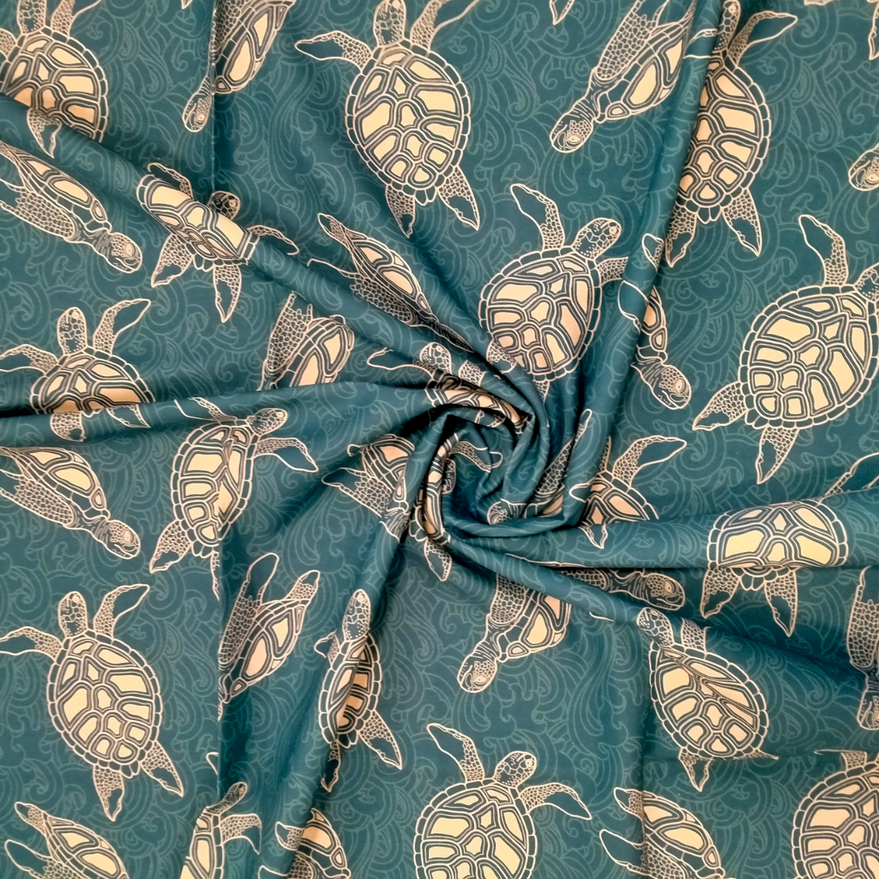 Tessuto stoffa cucito vendita al metro altezza cm 280 cotone Oceano Tartaruga